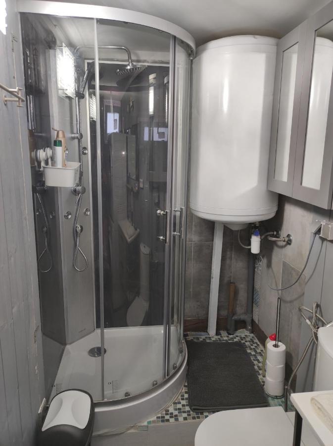 Studio Independant Dans Un Maison Apartment Saint-Denis  Ngoại thất bức ảnh